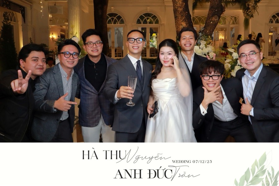 Ảnh in khách mời buổi tối, cưới Hà Thu và Anh Đức